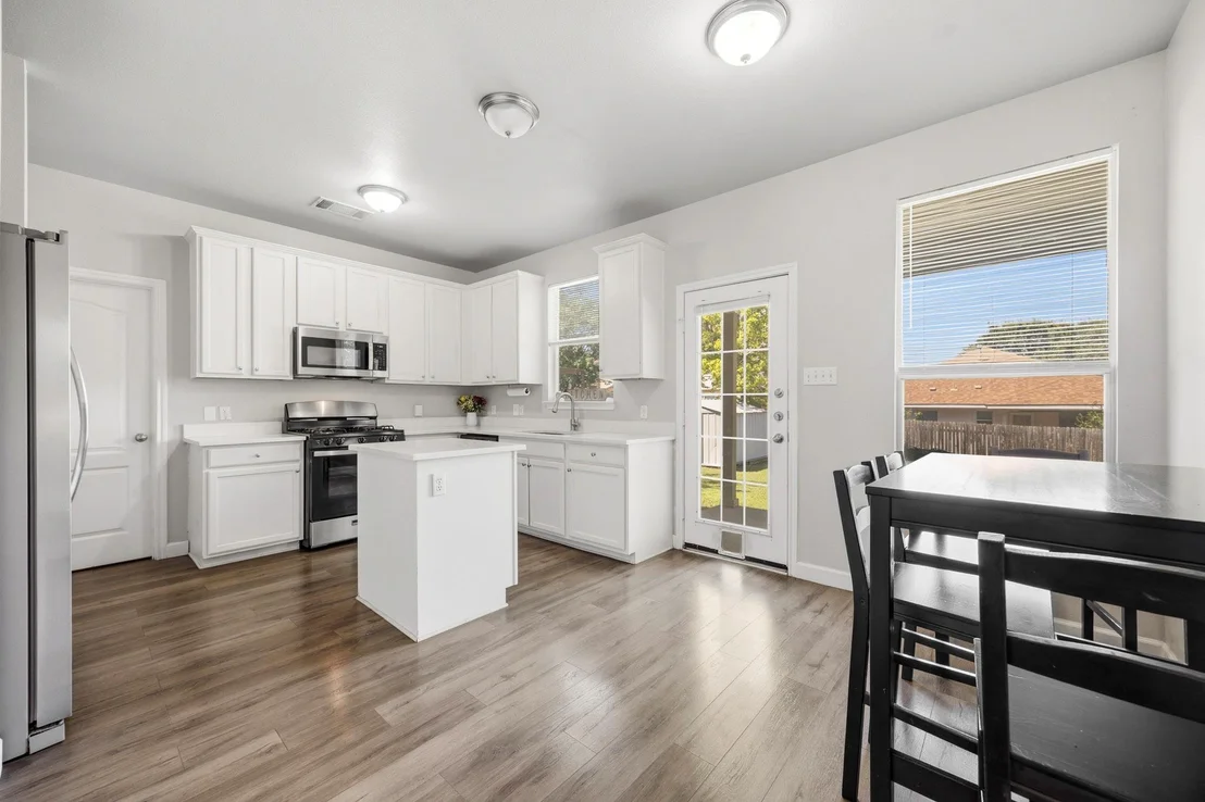 Photo of 111 Brazos LN