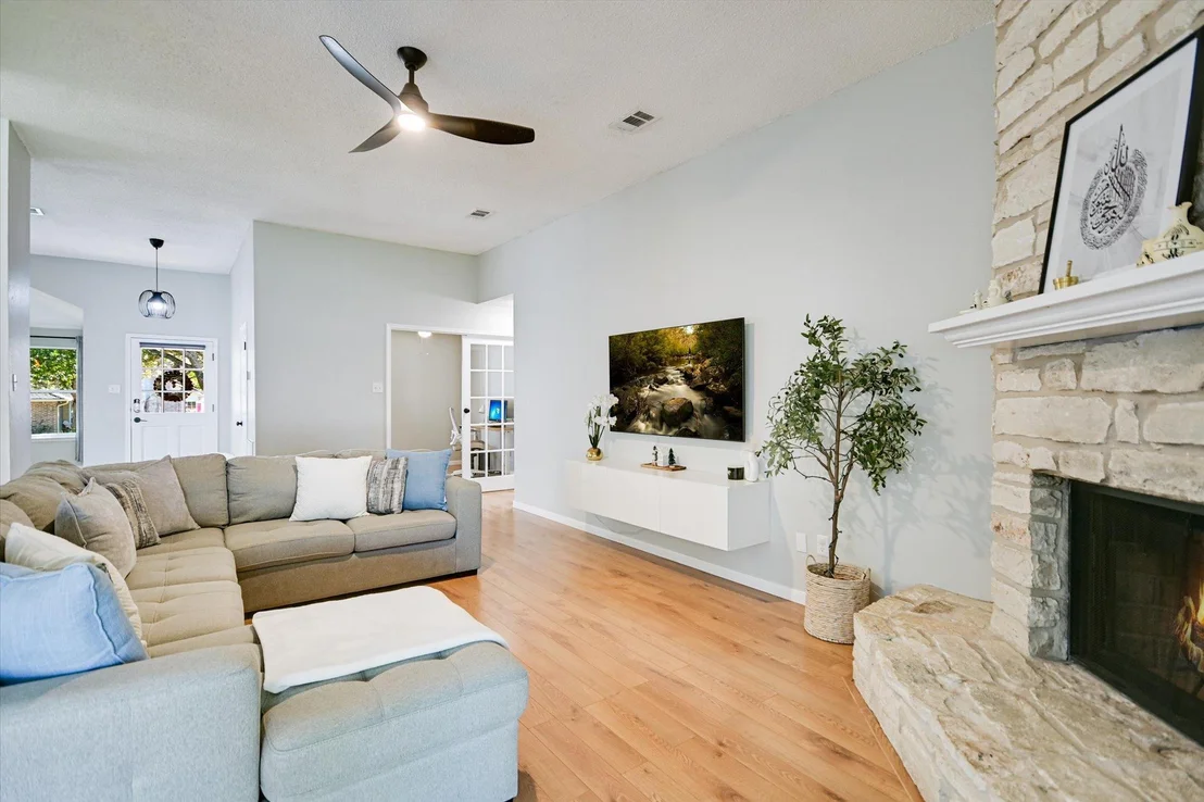 Photo of 2202 Taylor Simonetti Ave