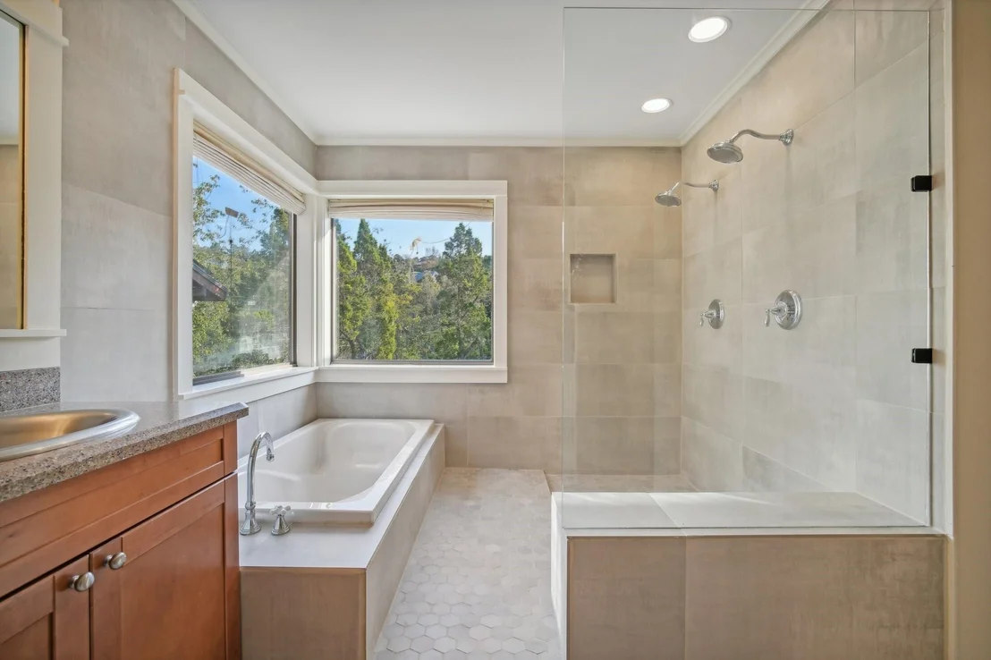 Photo of 6207 Bon Terra DR