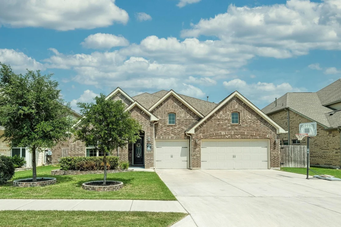 Photo of 19500 Chayton CIR
