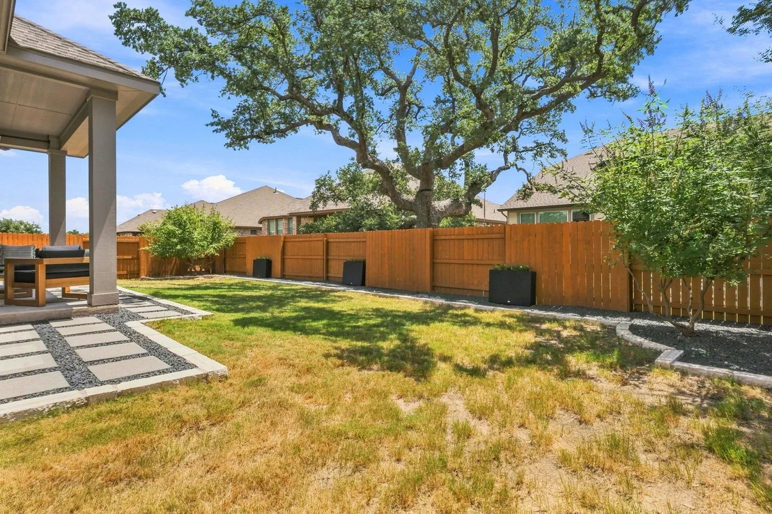 Photo of 857 Whitetail DR