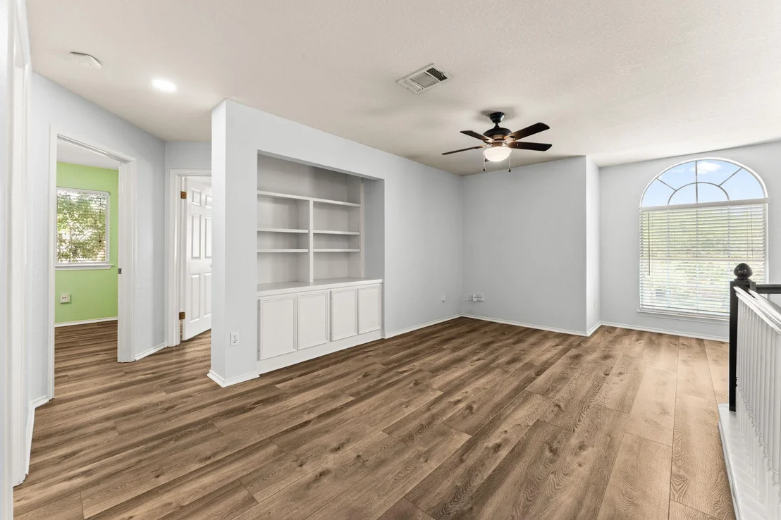 Photo of 1401 Wheatfall LN