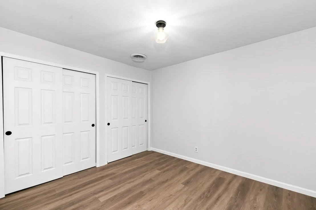 Photo of 1411 Violet Ave