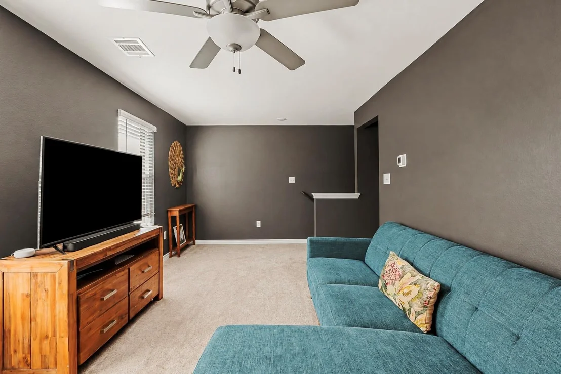 Photo of 862 Pepperbark LOOP