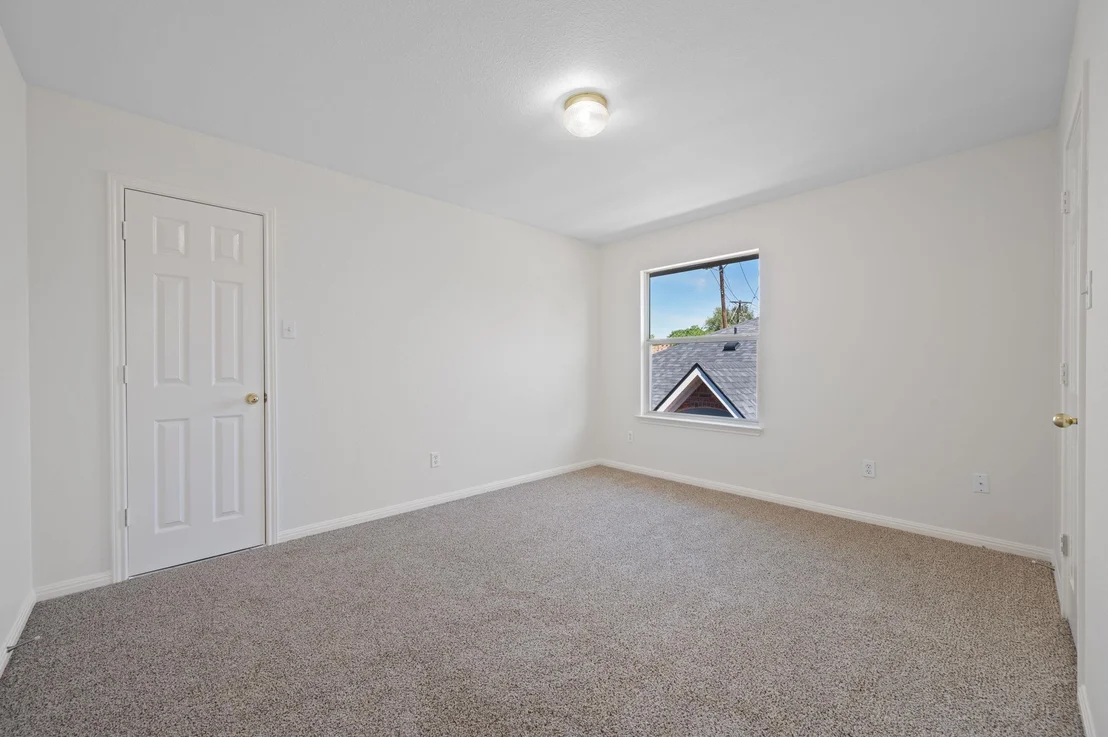 Photo of 1532 Lorson LOOP