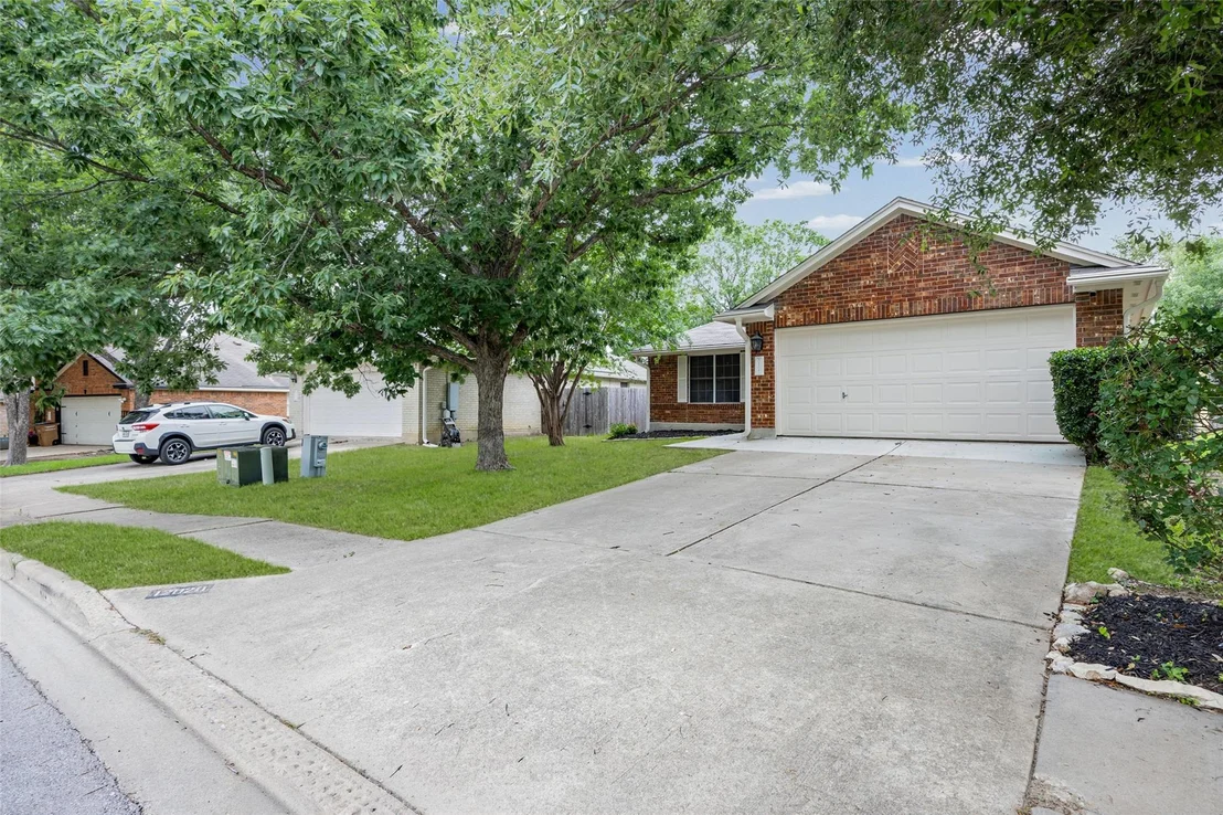 Photo of 12020 Battle Bridge DR