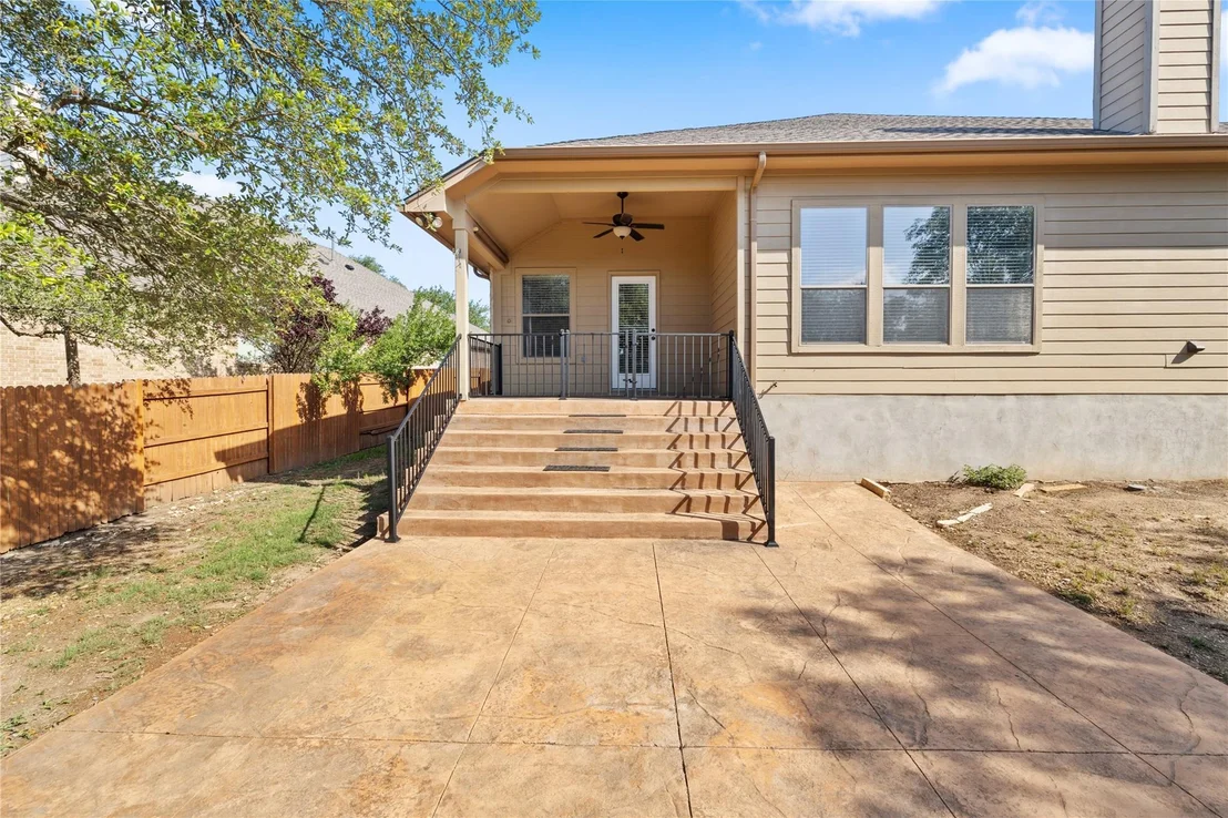 Photo of 250 Maeves WAY