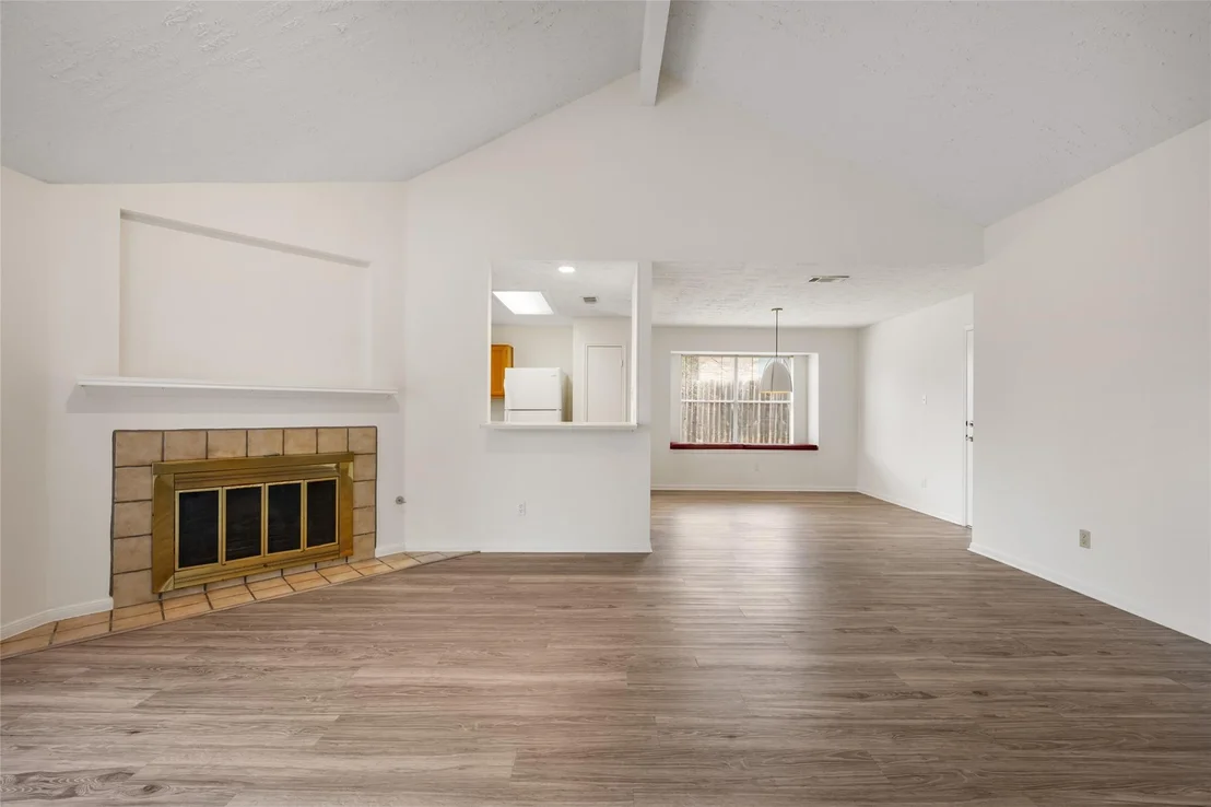 Photo of 712 Quail Run RD