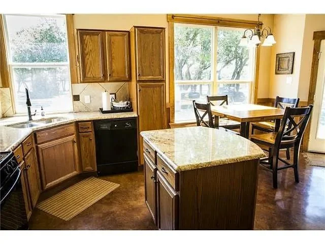 Photo of 3050 County Road 255