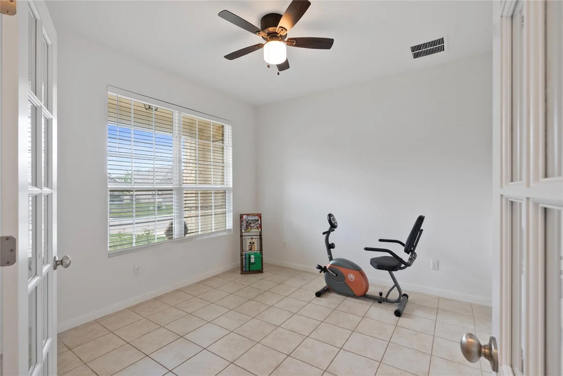 Photo of 19405 Colgin DR