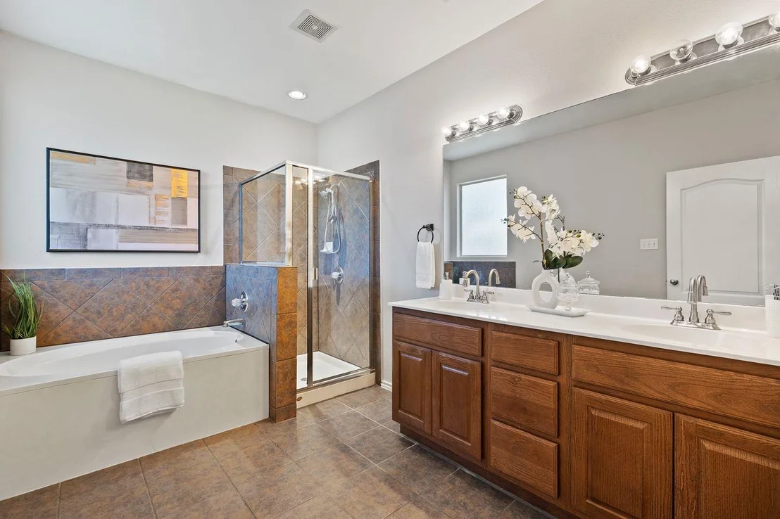 Photo of 3721 Pine Needle CIR