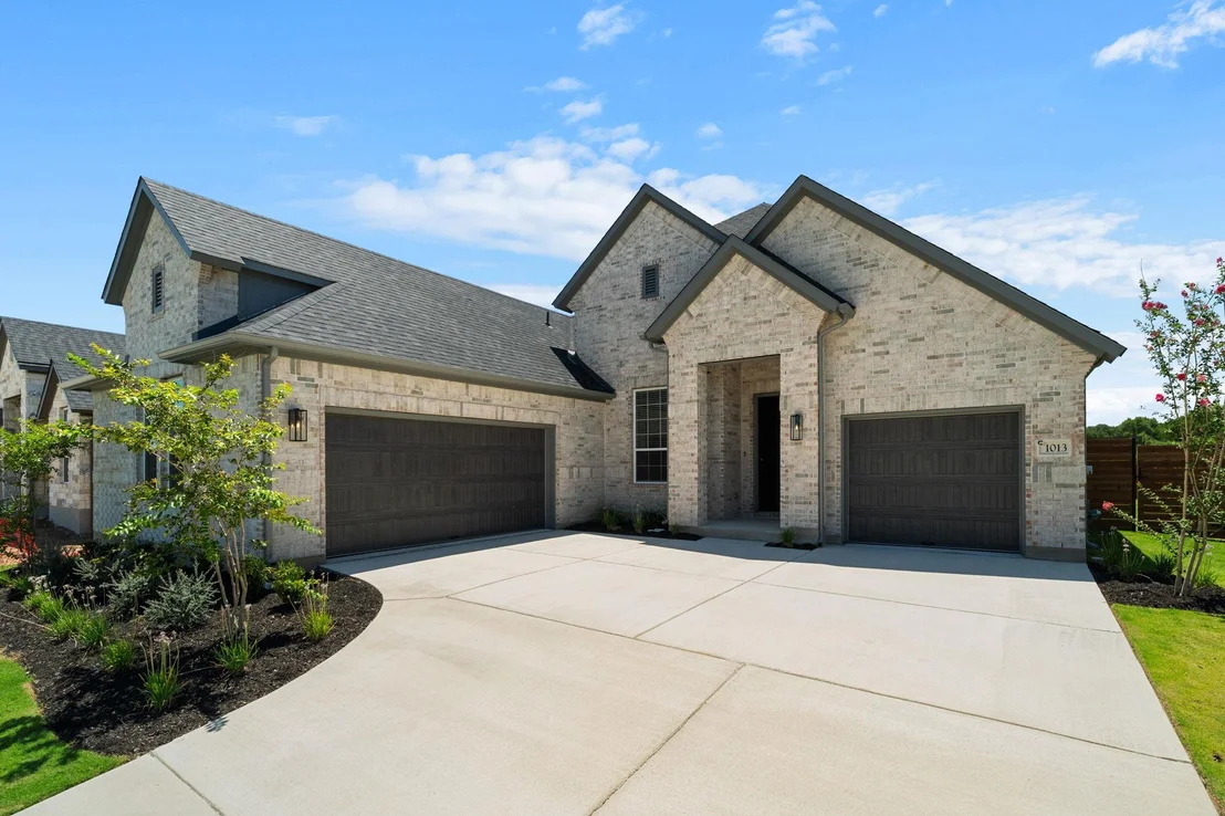 Photo of 1013 Painted Horse DR