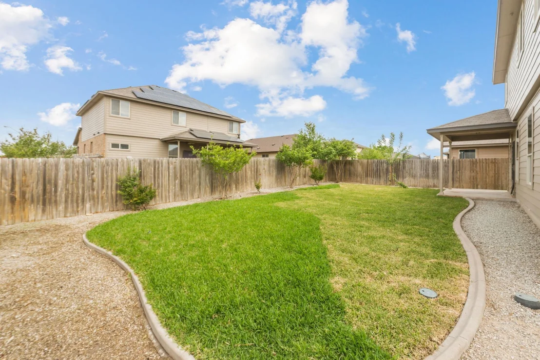 Photo of 301 Serpentine LN