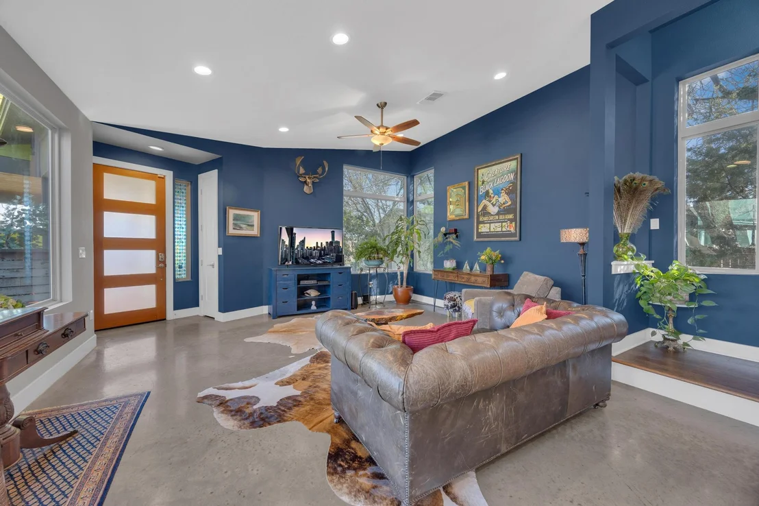 Photo of 4404 Clarkson Ave
