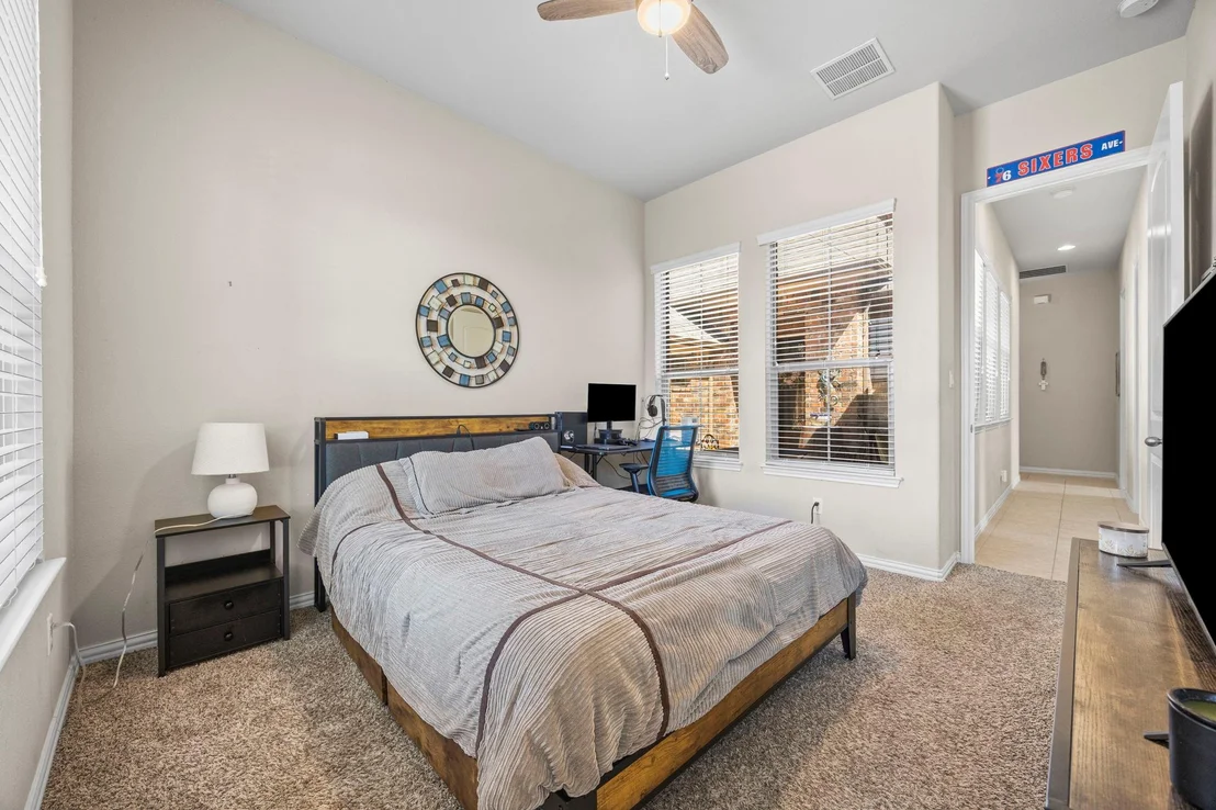 Photo of 1205 Winding Way DR