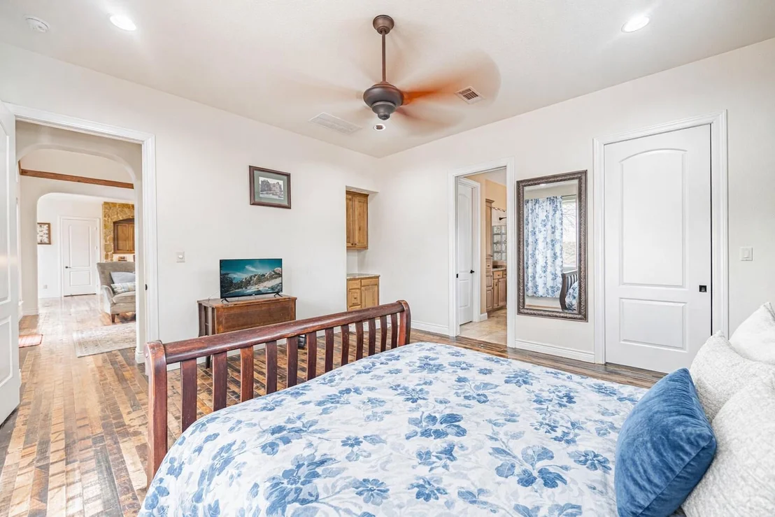 Photo of 3700 Elder Hill RD