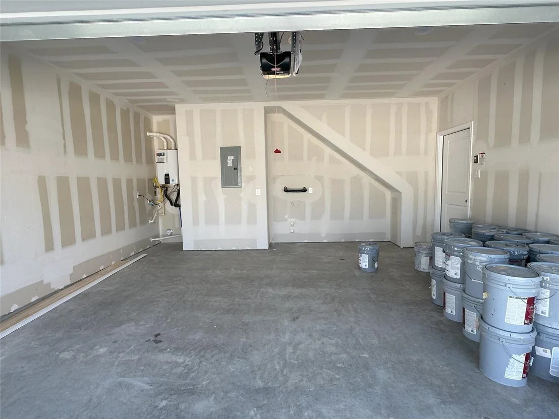 Photo of 179 White Horses DR