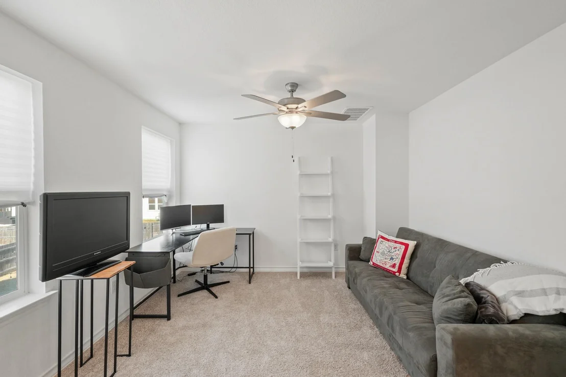 Photo of 140 Lemonball DR