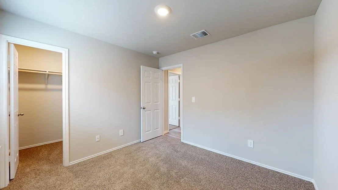 Photo of 579 Hector LOOP