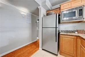 Photo of Unit 3 at 3009 Speedway