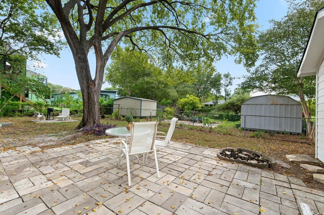 Photo of 1708 Payne Ave