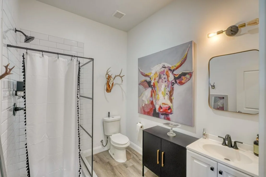 Photo of 301 Twisted Oak DR