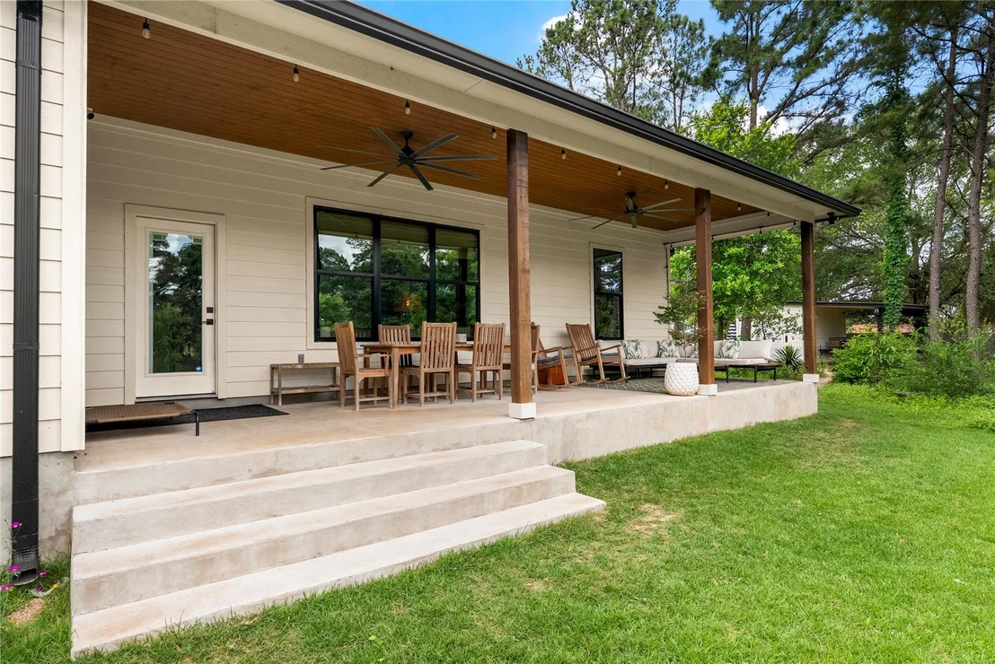 Photo of 111 Green Grass LN