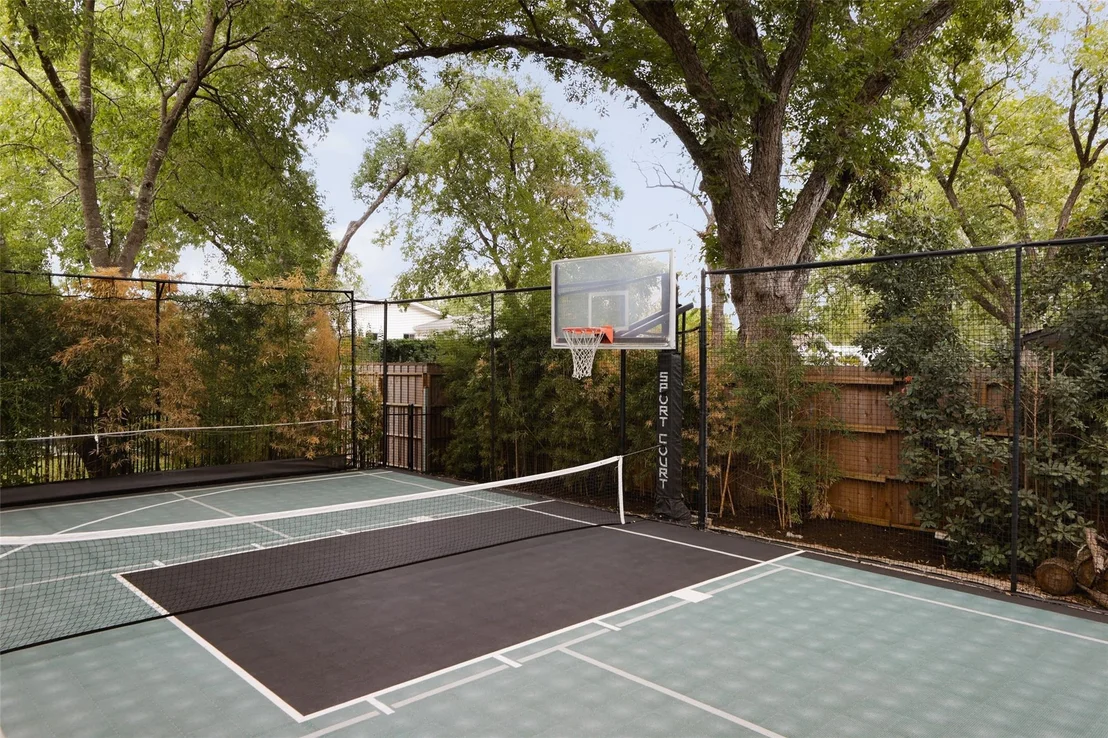 Photo of 2308 Bridle PATH