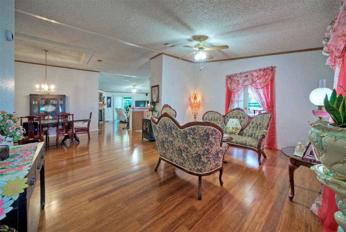 Photo of 901 County Road 134 RD