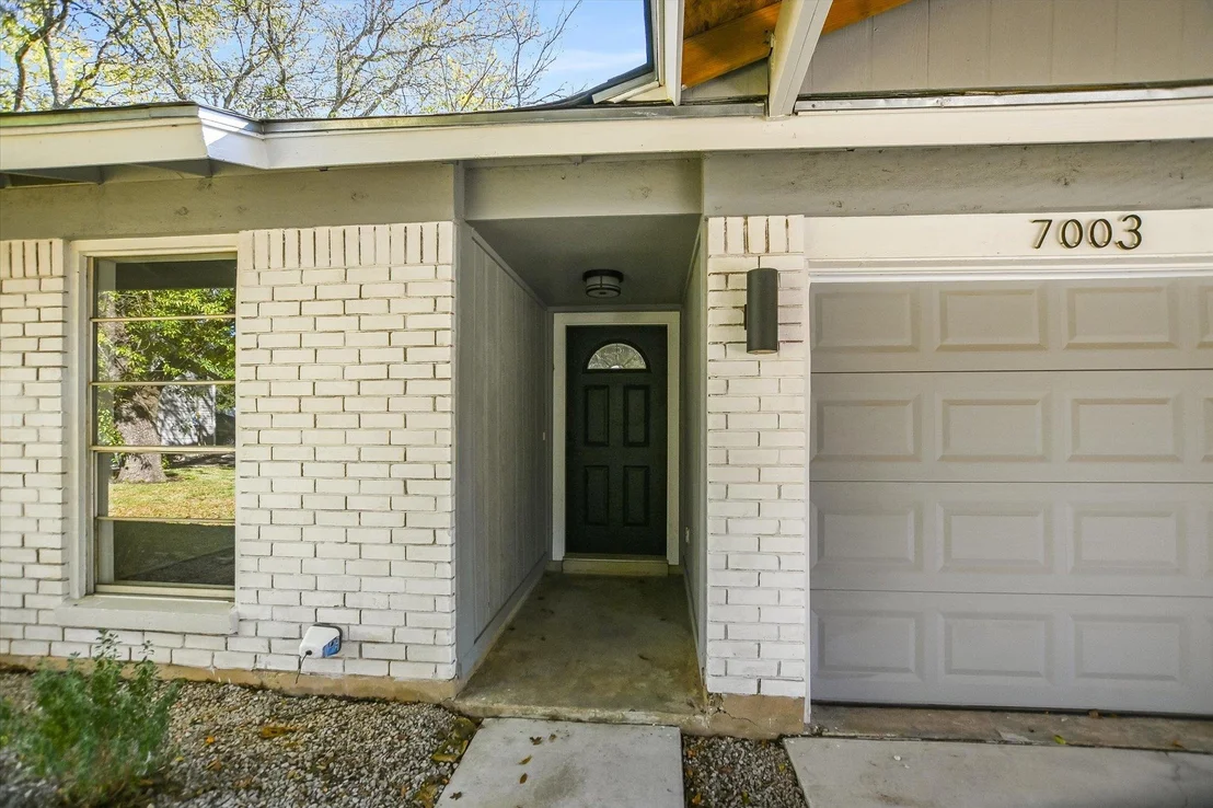 Photo of 7003 Castlekeep Way