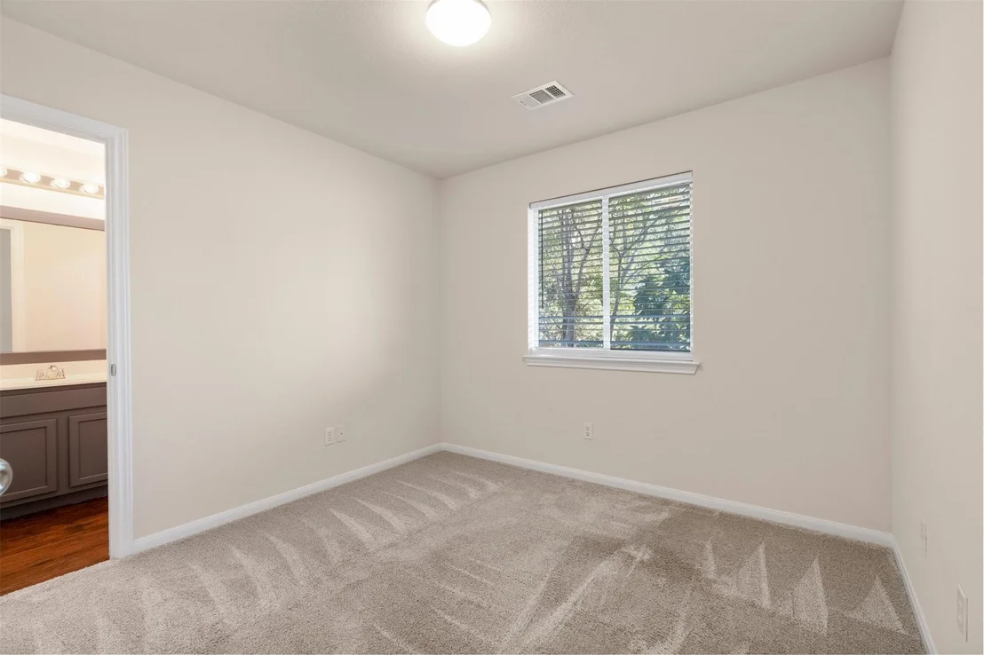 Photo of 5908 Taylorcrest DR