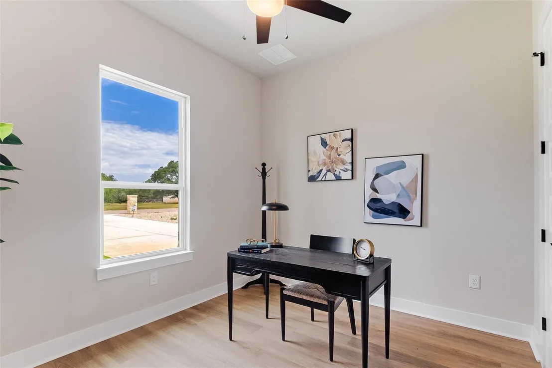 Photo of 111 Draper LN