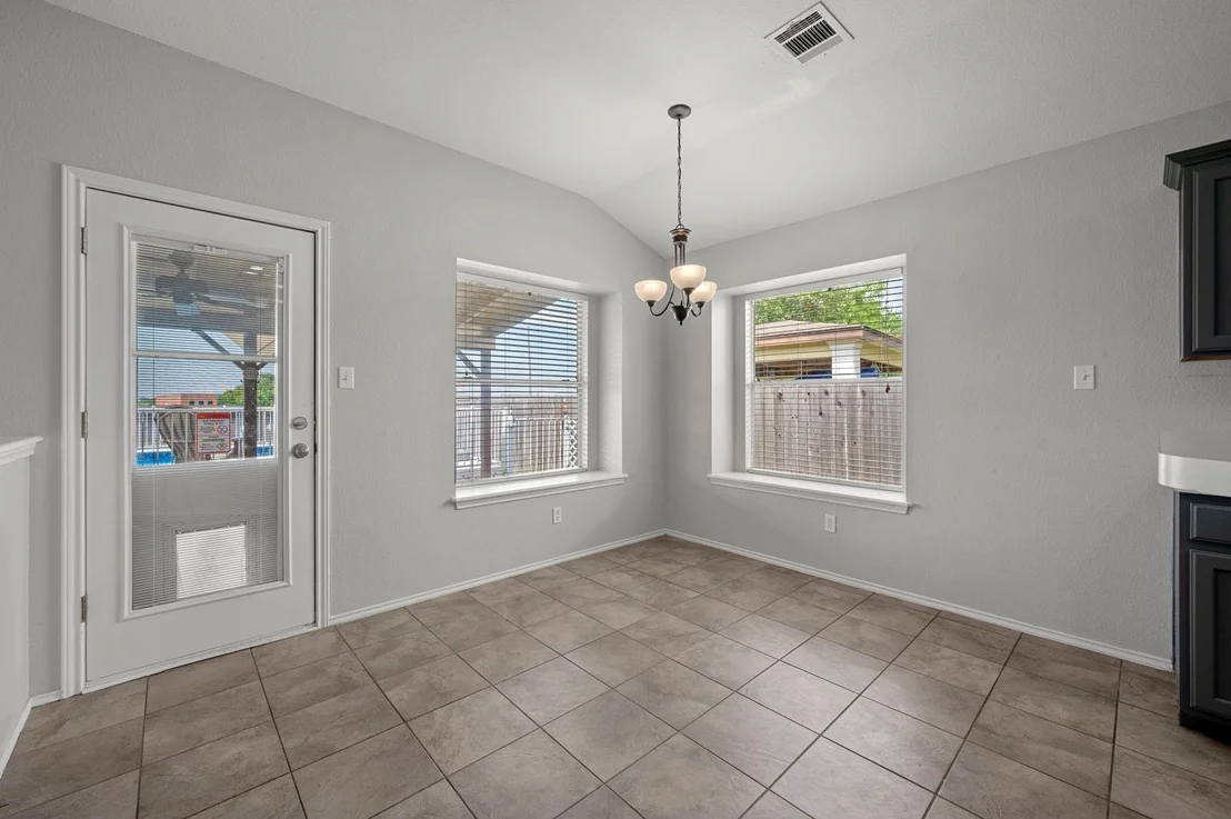 Photo of 1500 Lochaline LOOP