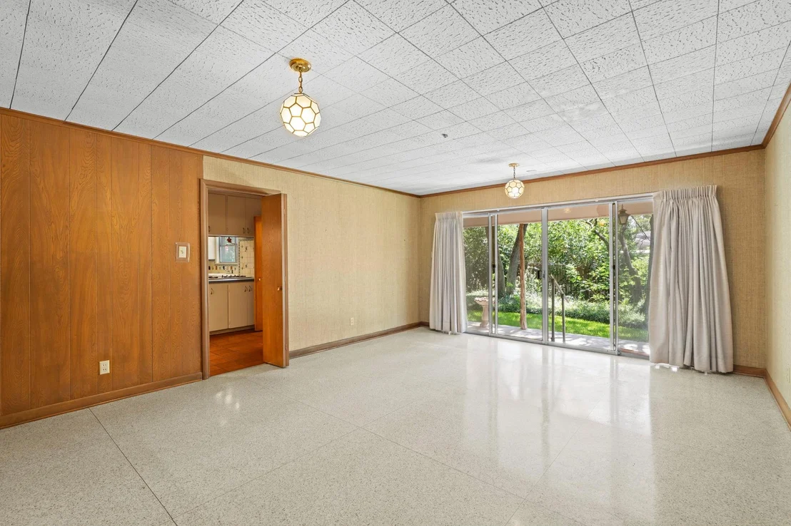 Photo of 3101 El Camino DR