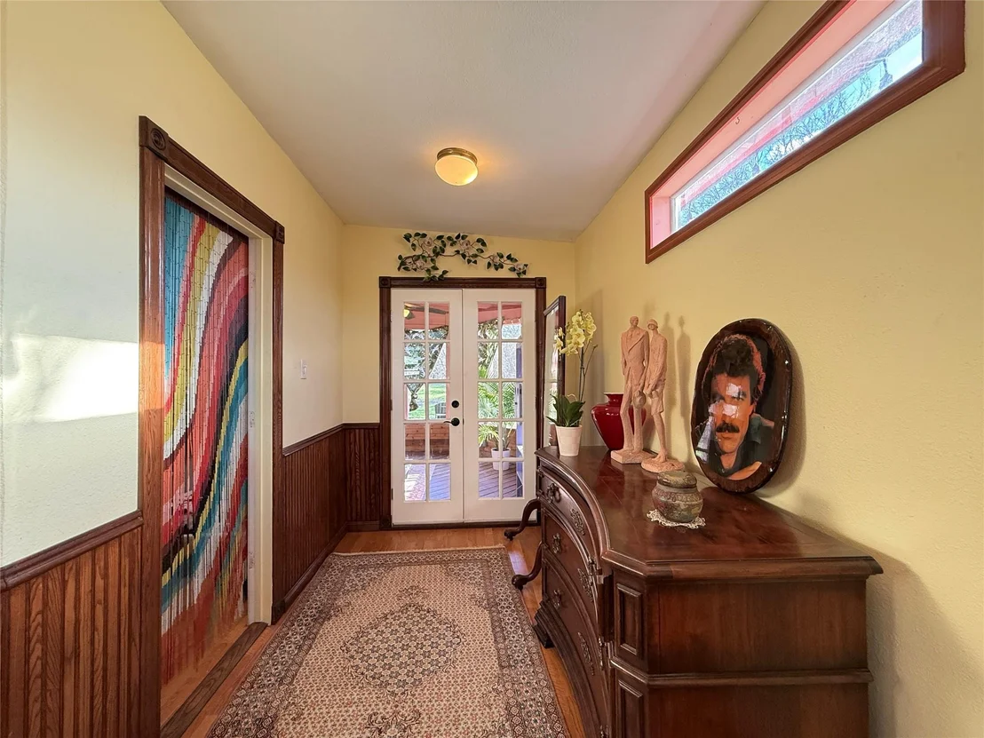 Photo of 1153 Skyline RD