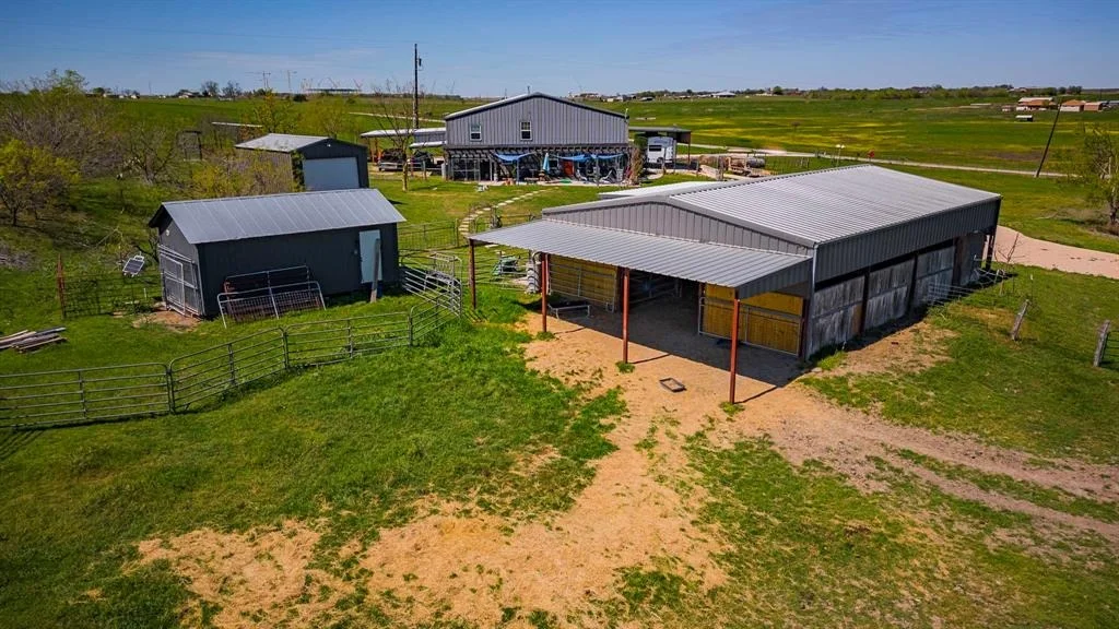 Photo of 941 County Road 405