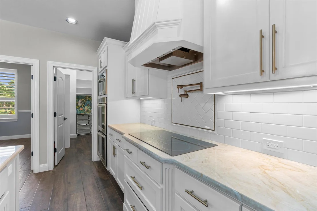 Photo of 152 Whitney Woods CIR