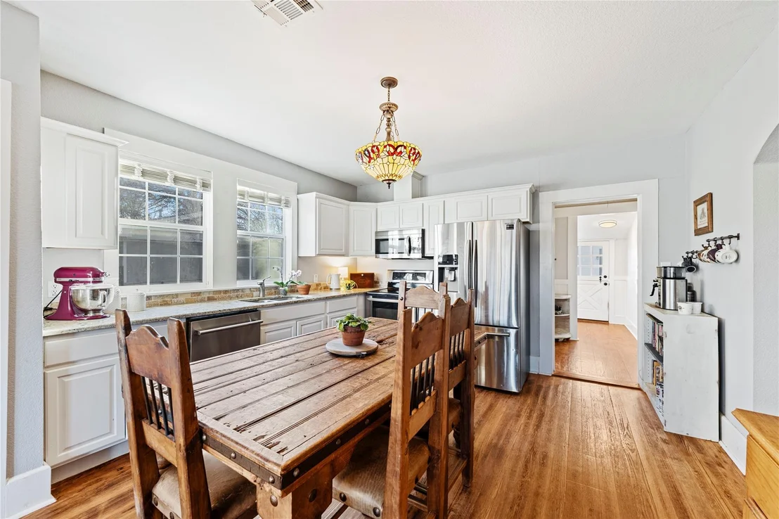 Photo of 611 Sloan ST