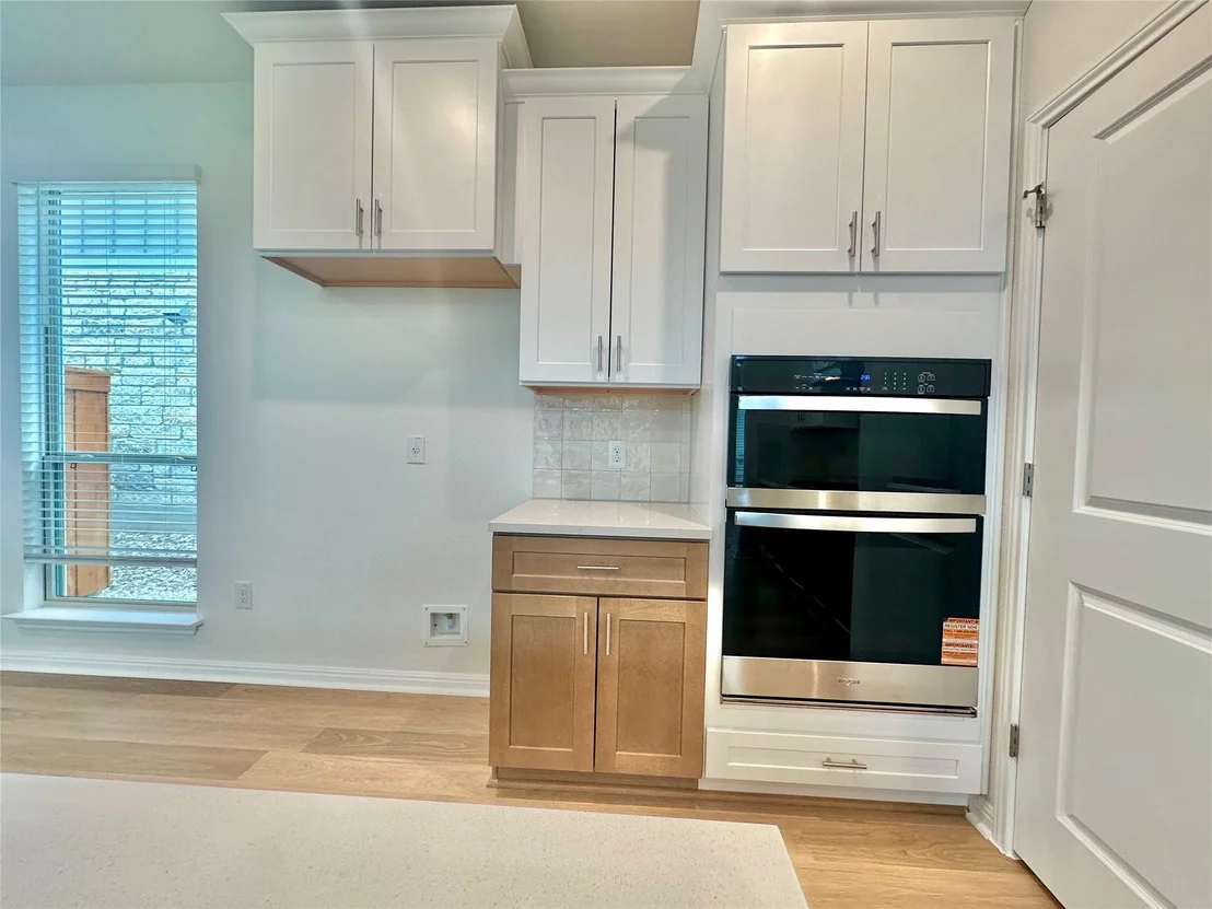 Photo of 172 White Horses DR