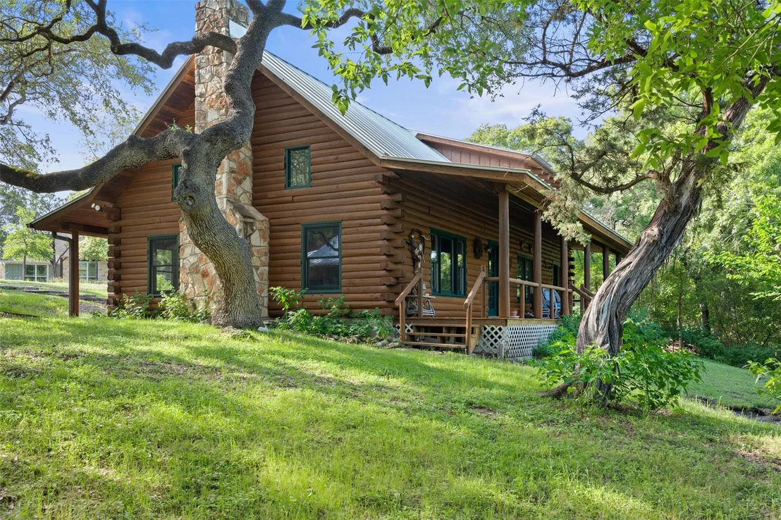 Photo of 301 Wilson Creek CIR