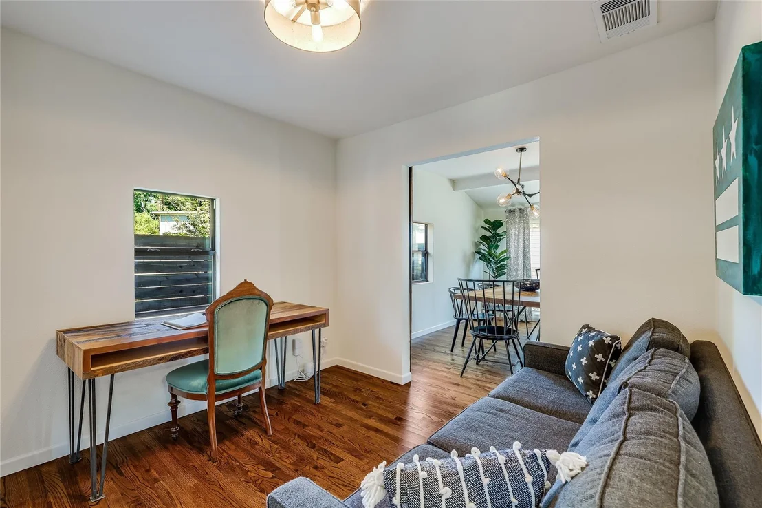 Photo of 5202 Knight CIR