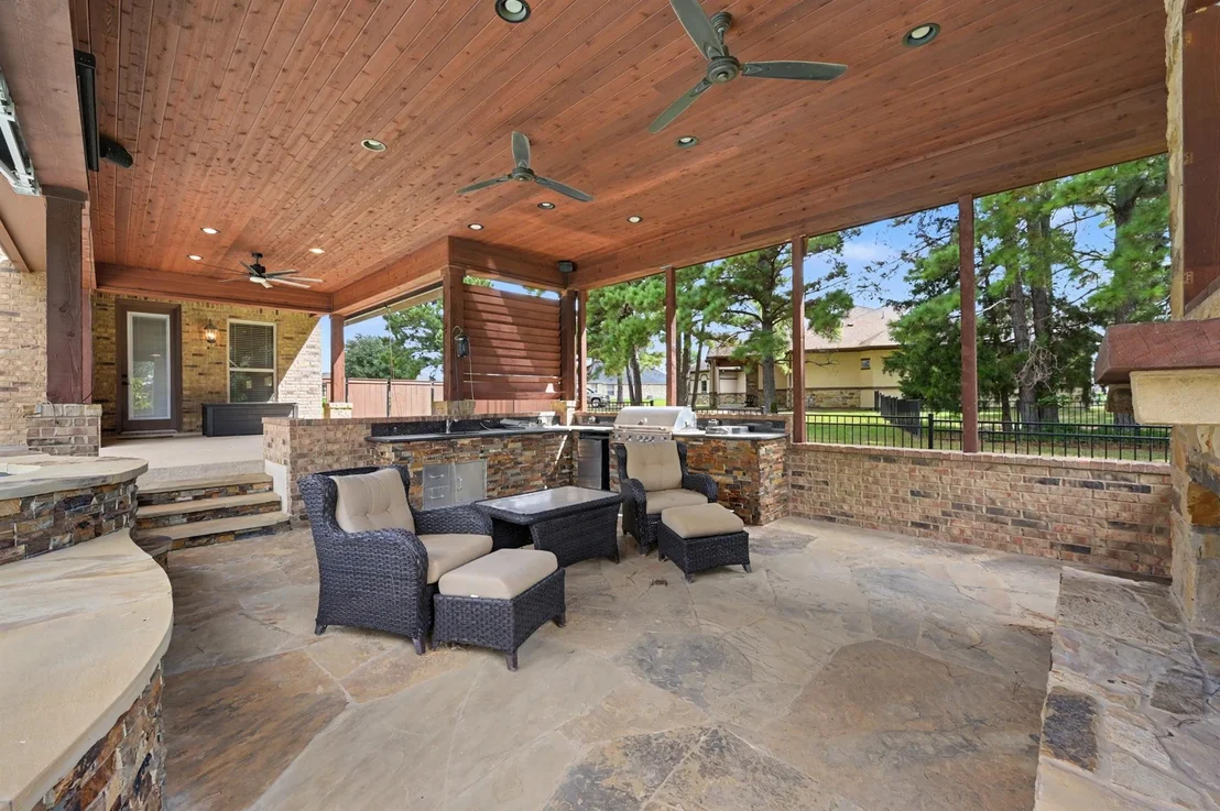 Photo of 19089 Grandview PT