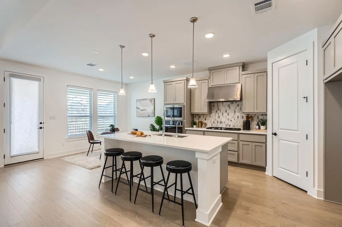 Photo of 4632 Modena Bay BND