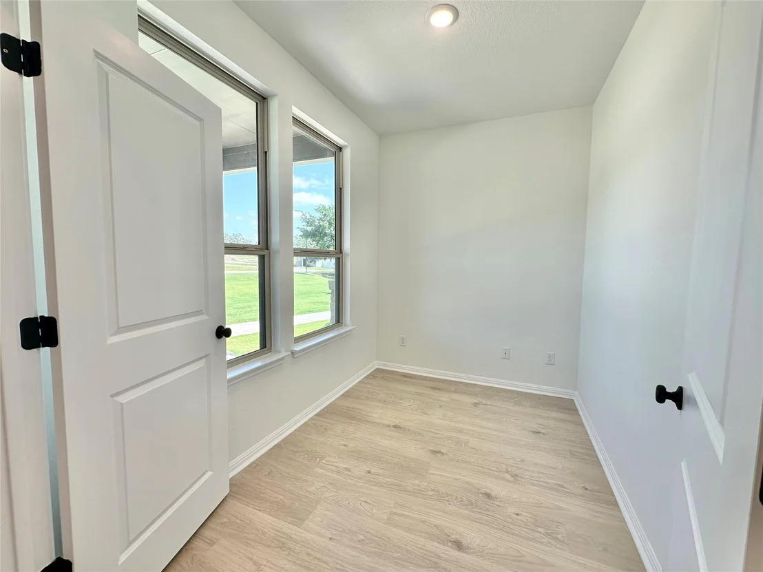 Photo of 209 Greeneyes WAY
