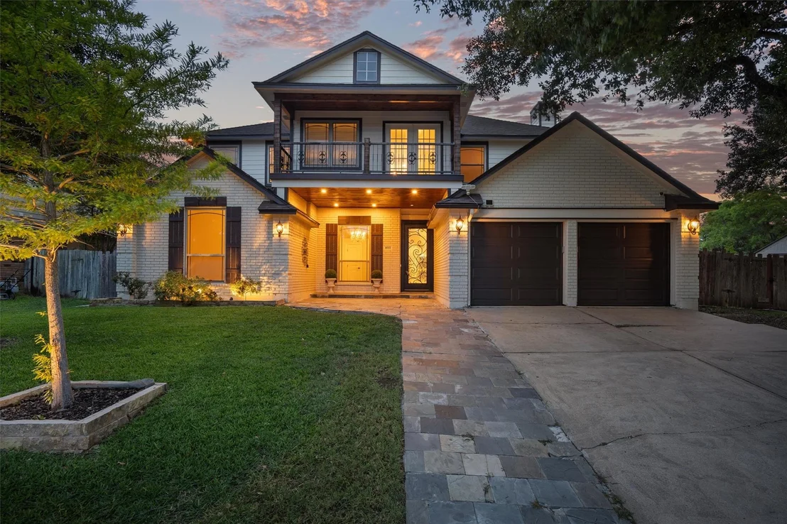 Photo of 800 Canyon Bend RD