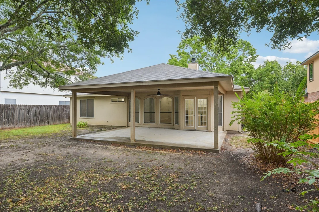Photo of 500 Britni LOOP