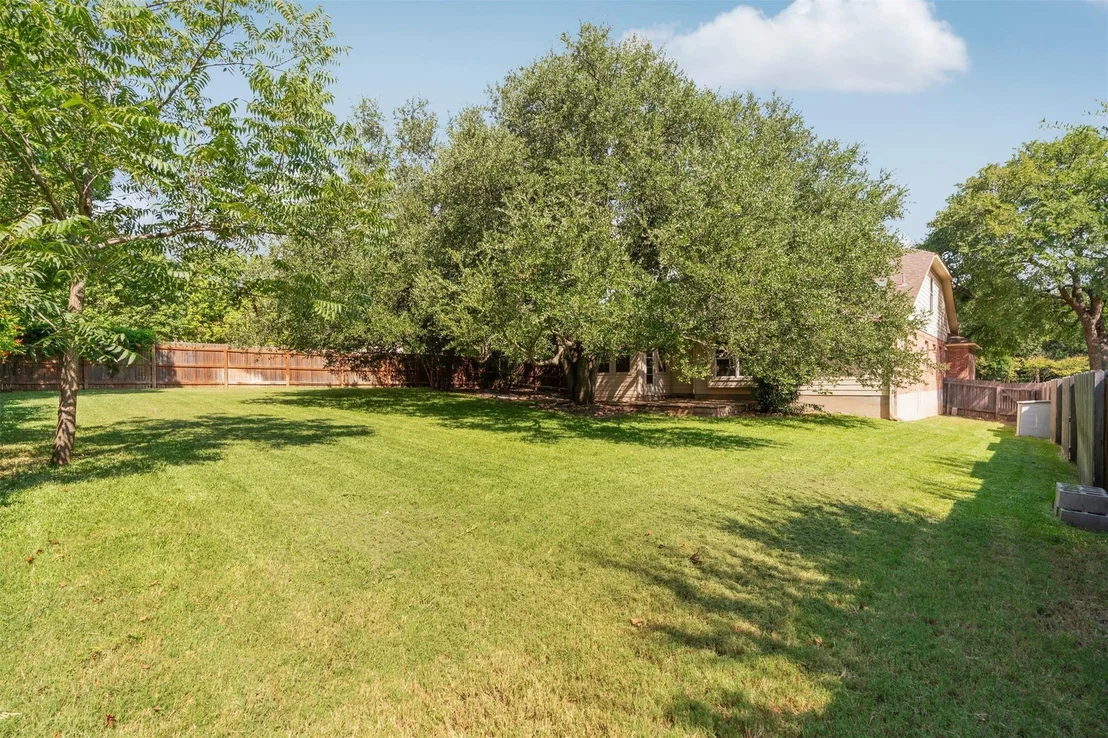 Photo of 2701 Rosemount CV