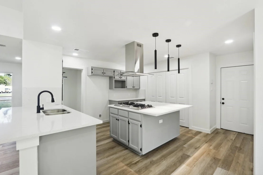 Photo of 9807 Kendal DR