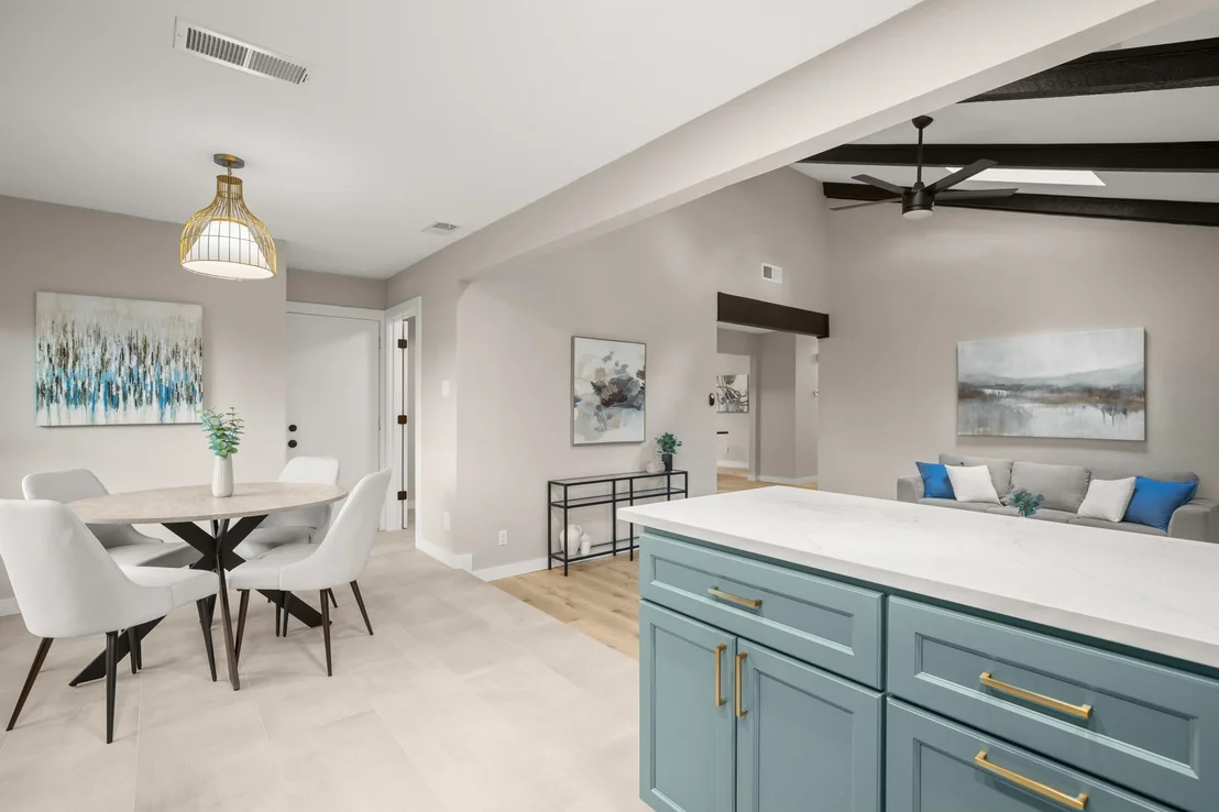 Photo of 13010 Sherbourne ST
