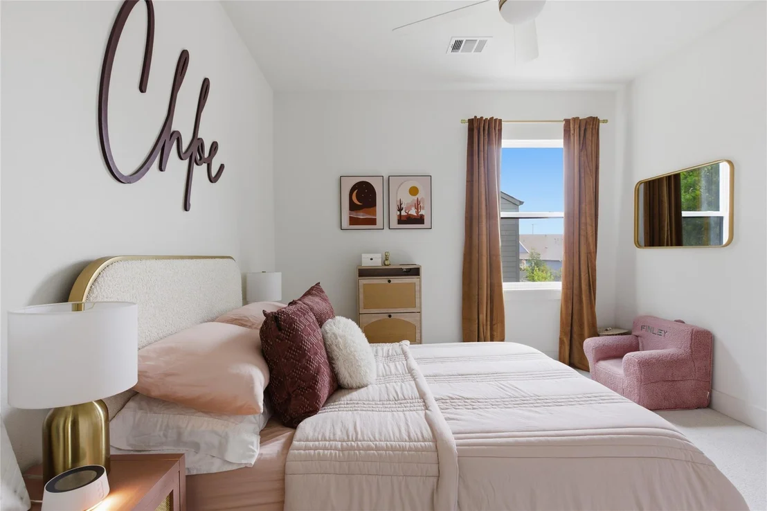 Photo of 1001 Scenic DR